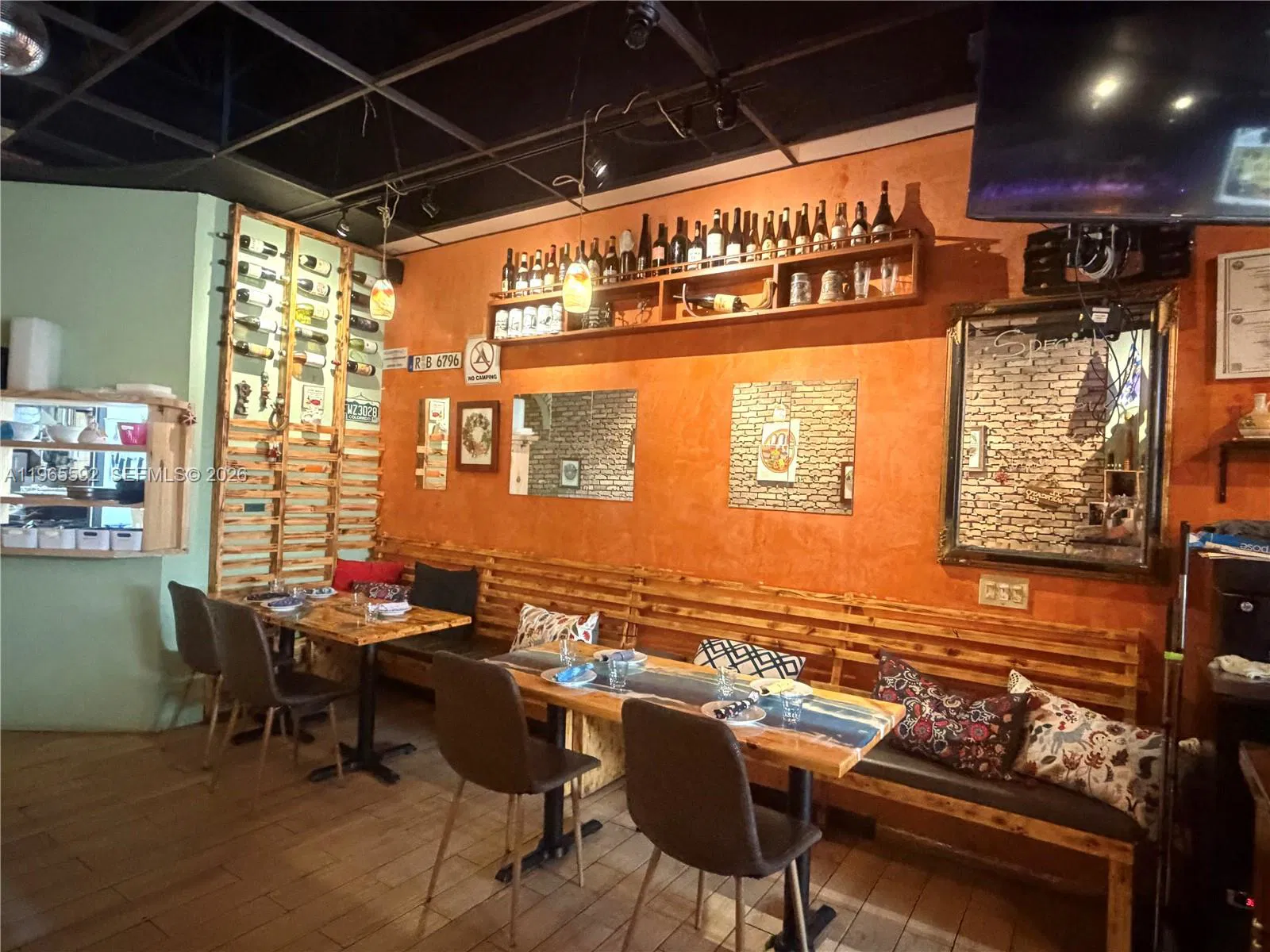 Turnkey Restaurant with Prime Coastal Location