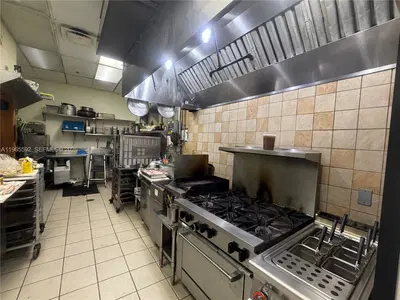 Turnkey Restaurant with Prime Coastal Location