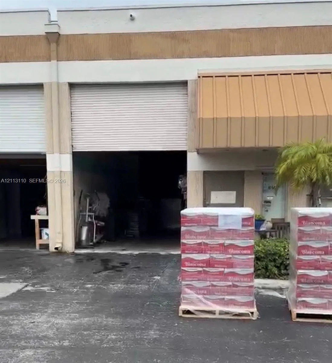 Established Food and Charcoal Distributor with Supermarket Contracts