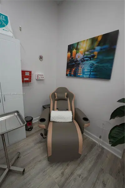 Complete Medical Clinic Equipment Package with Advanced High Value Machines