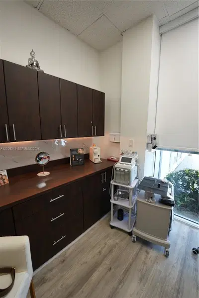 Complete Medical Clinic Equipment Package with Advanced High Value Machines