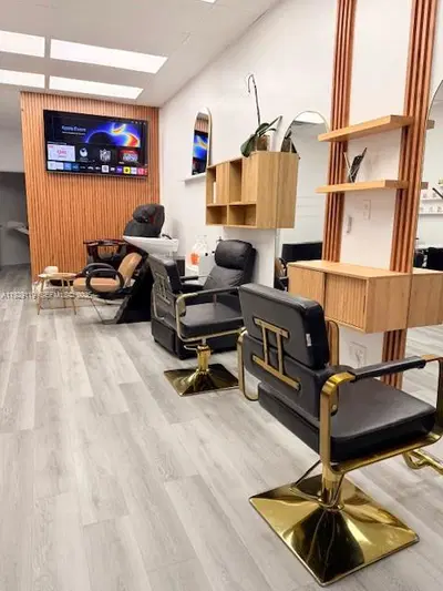 Turnkey Beauty Salon with Prime Location