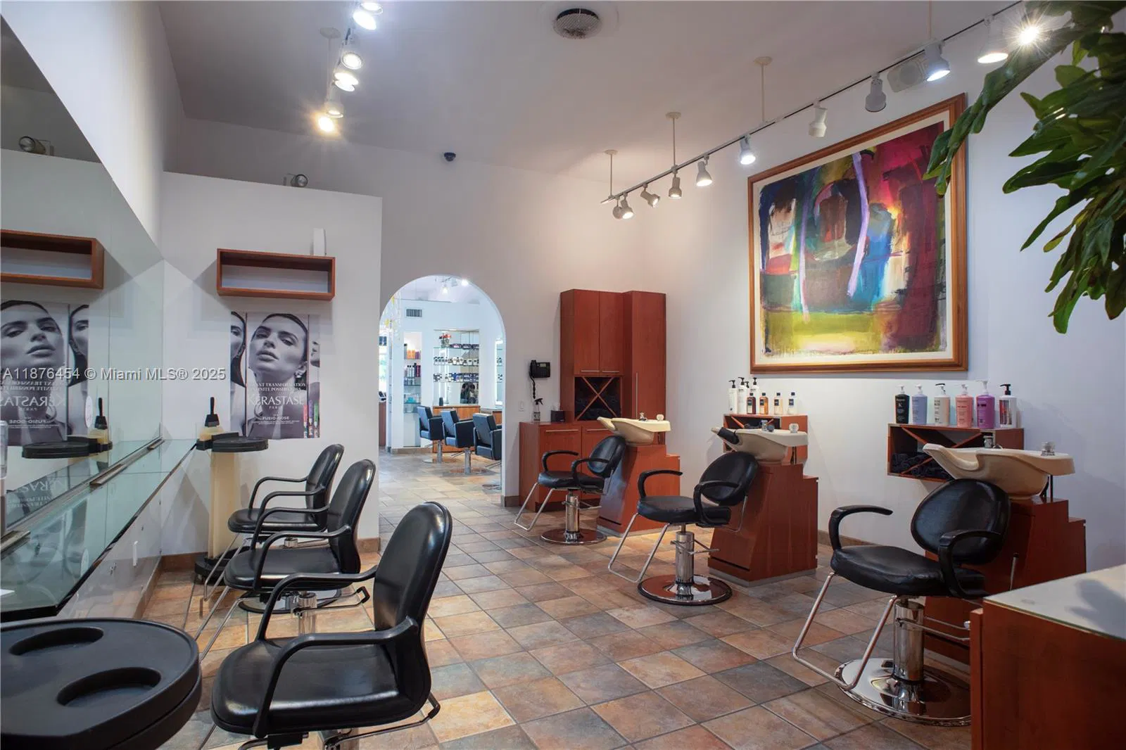 Established Hair Salon with Turnkey Operations