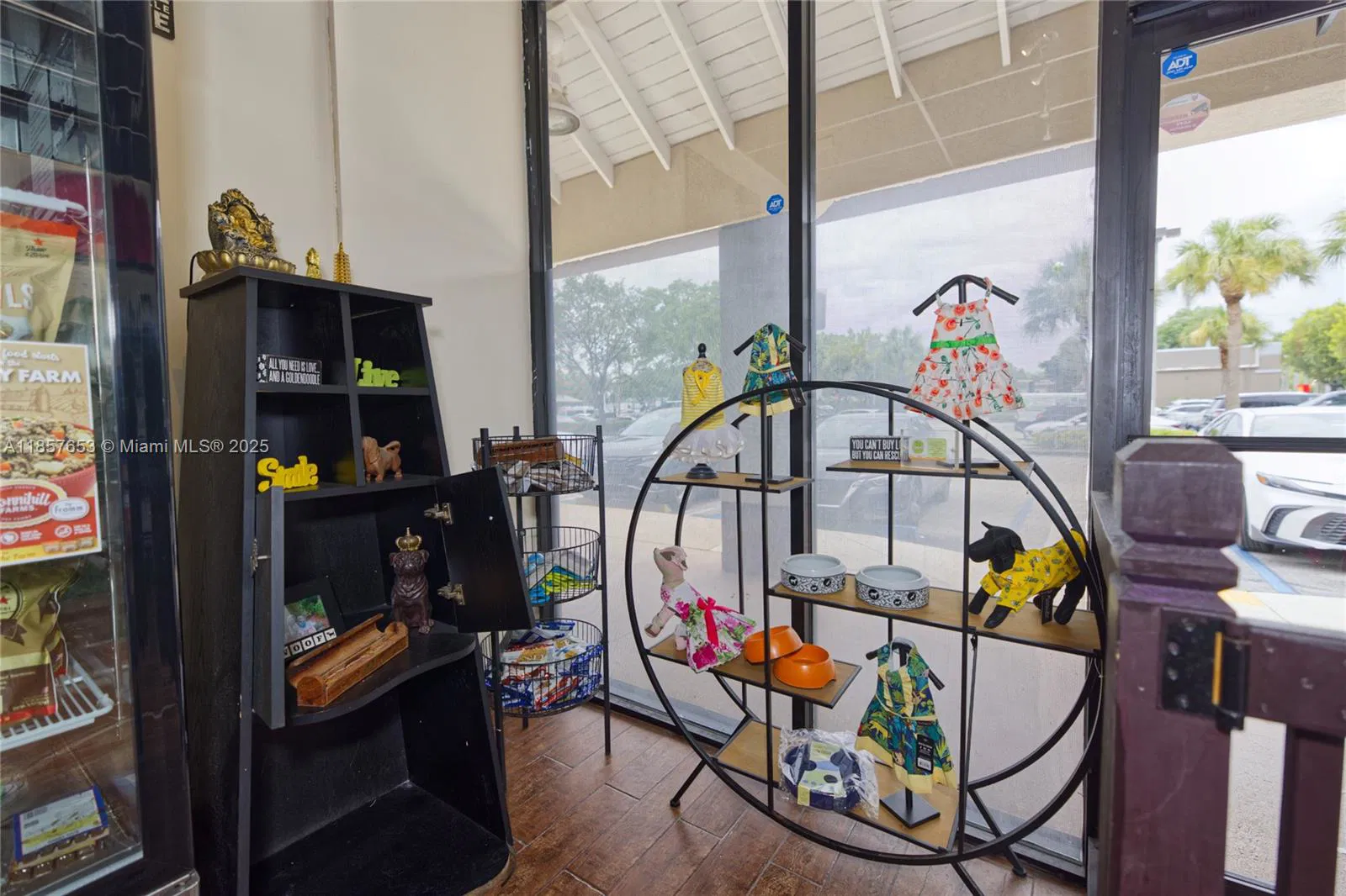 Award Winning Pet Services Business with Loyal Clientele