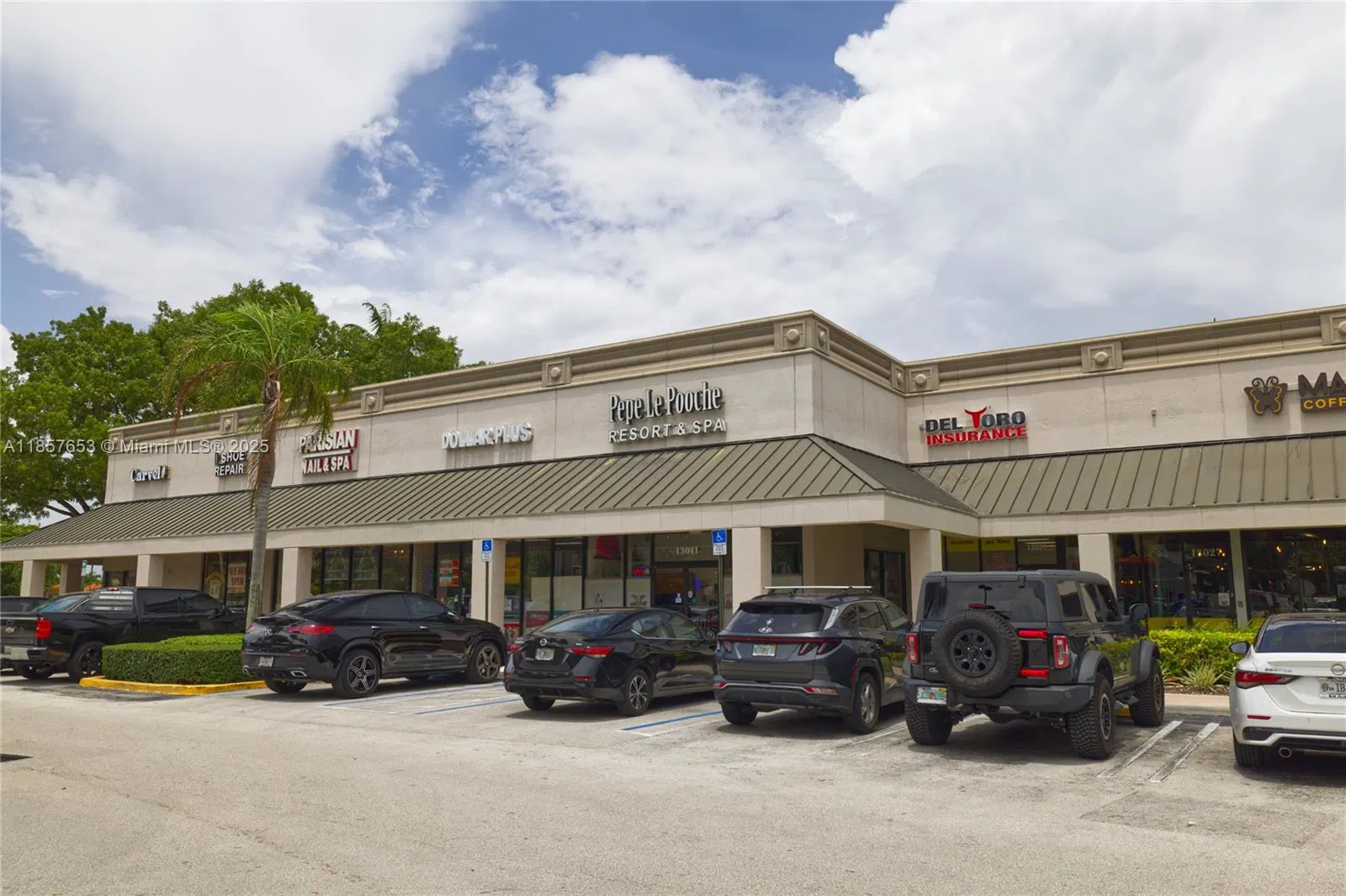 Award Winning Pet Services Business with Loyal Clientele