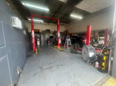 Established Auto Repair Shop with Turnkey Operations