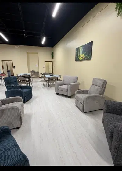 Established Adult Day Care Center with High Traffic Location