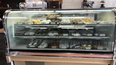 Profitable Bakery with Patented Yolk Baked Cakes