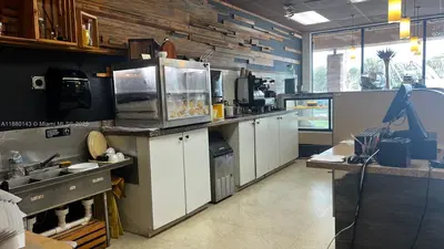 Profitable Bakery with Patented Yolk Baked Cakes