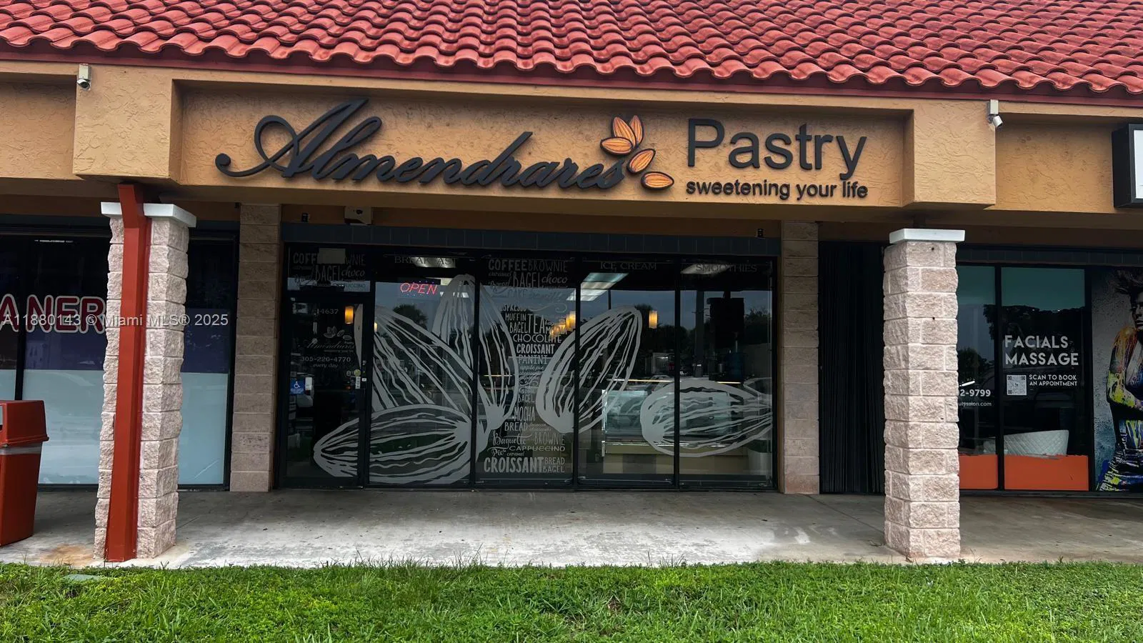 Profitable Bakery with Patented Yolk Baked Cakes