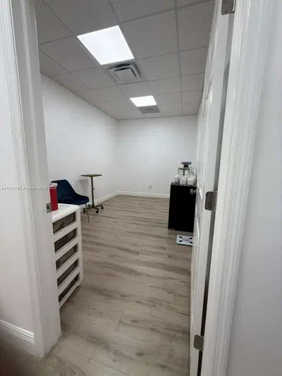 Profitable Barber Shop with Diverse Beauty Services