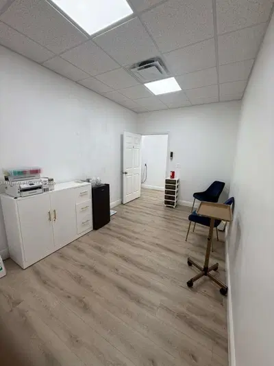 Profitable Barber Shop with Diverse Beauty Services