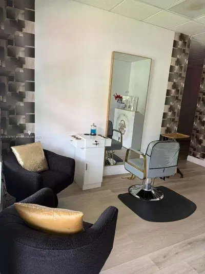 Profitable Barber Shop with Diverse Beauty Services