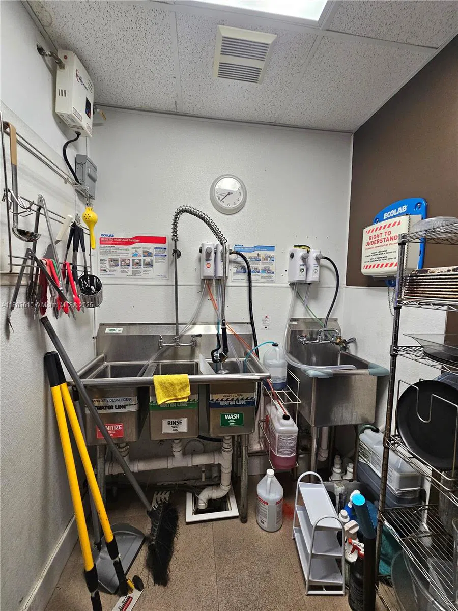 Premier Indoor Playground  Family Entertainment Center with Turnkey Operations