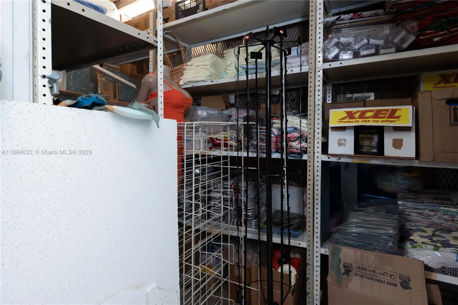 Established Neighborhood Convenience Store with Loyal Clientele