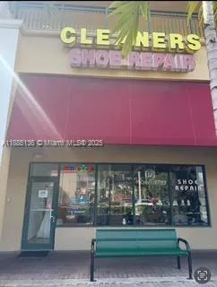 Established Dry Cleaning Service with Diverse Offerings