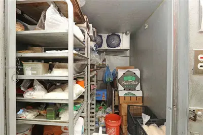 Iconic Colombian Restaurant with a Prime Location