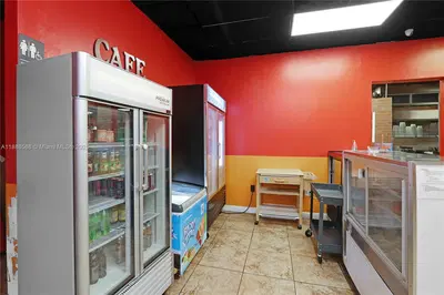 Iconic Colombian Restaurant with a Prime Location