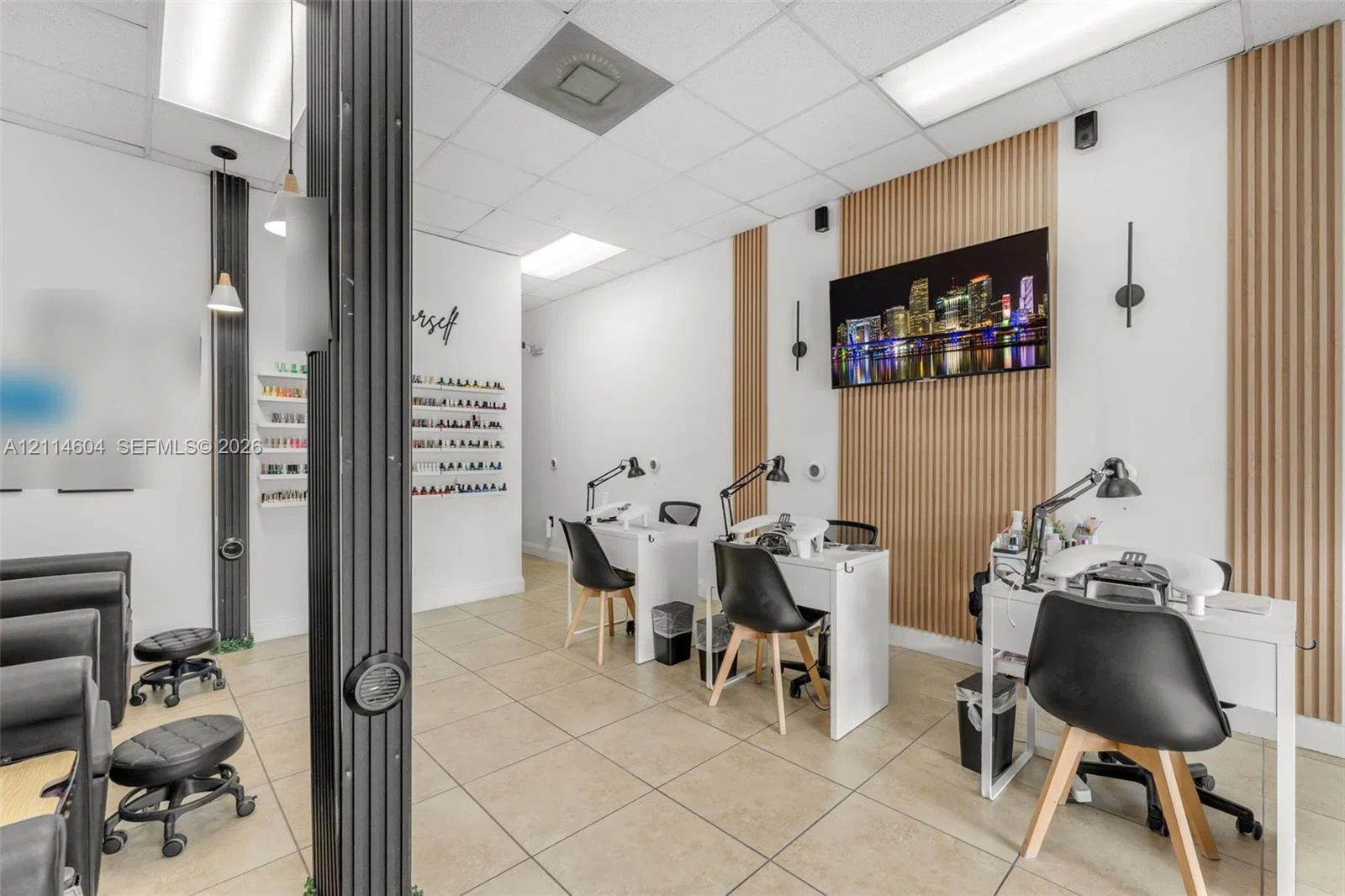 Complete Nail Salon Equipment Package with Rented Suites