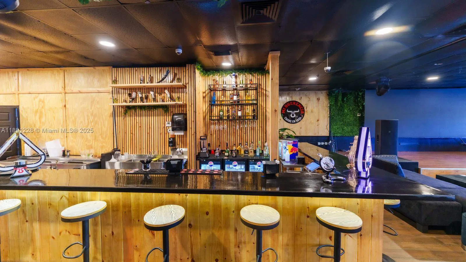 Profitable Steakhouse with Prime Disney Area Location