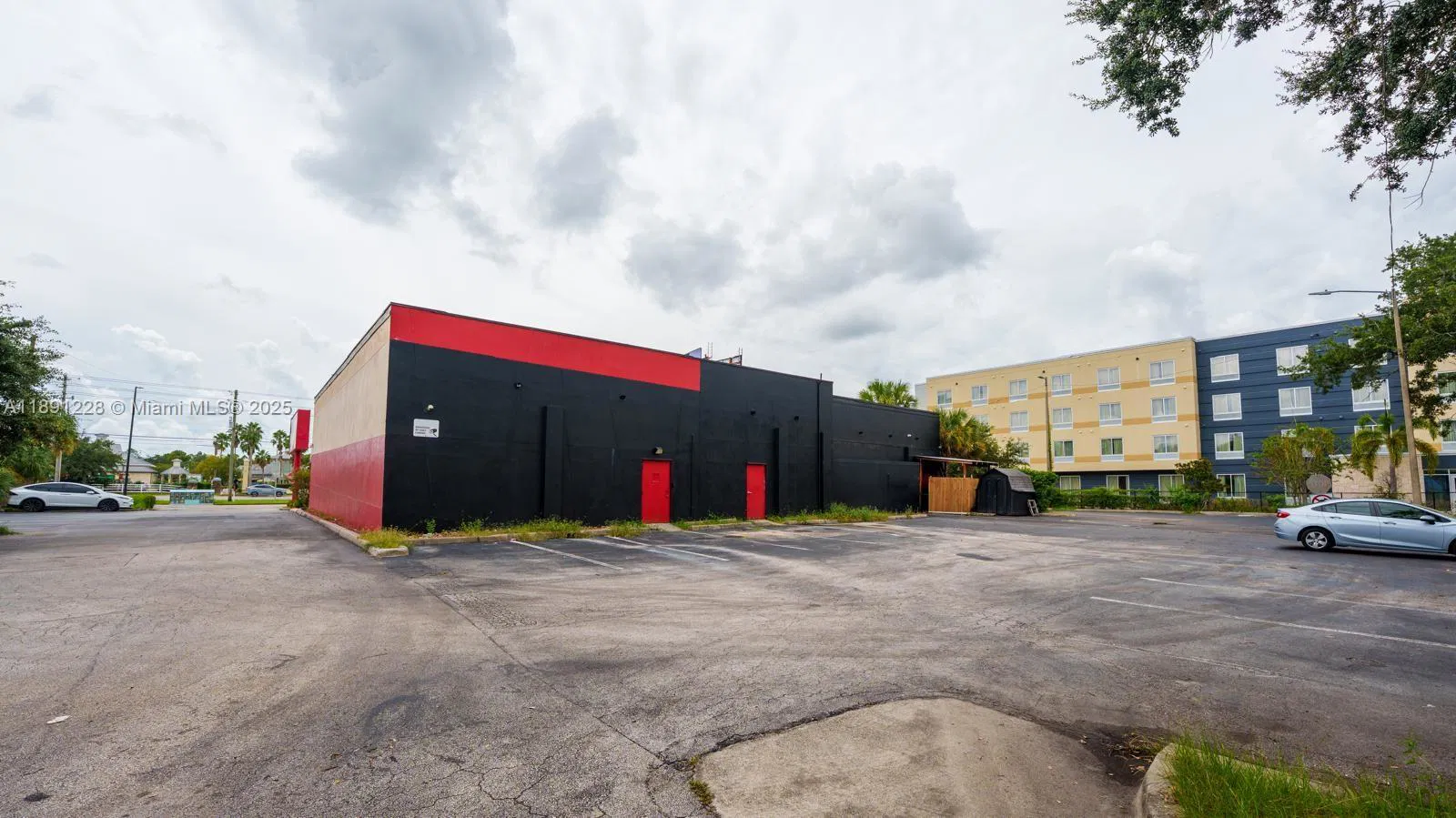 Profitable Steakhouse with Prime Disney Area Location