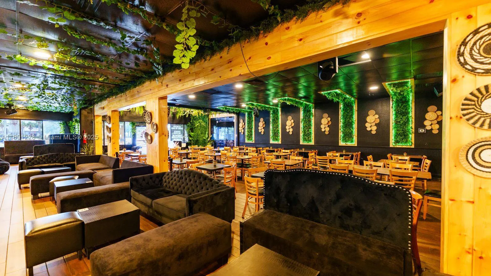 Profitable Steakhouse with Prime Disney Area Location