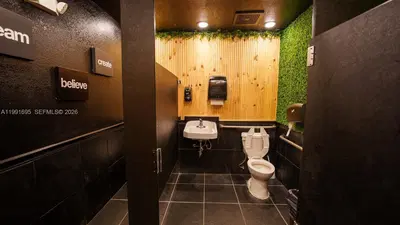 Complete Steakhouse Restaurant Equipment and Fixtures