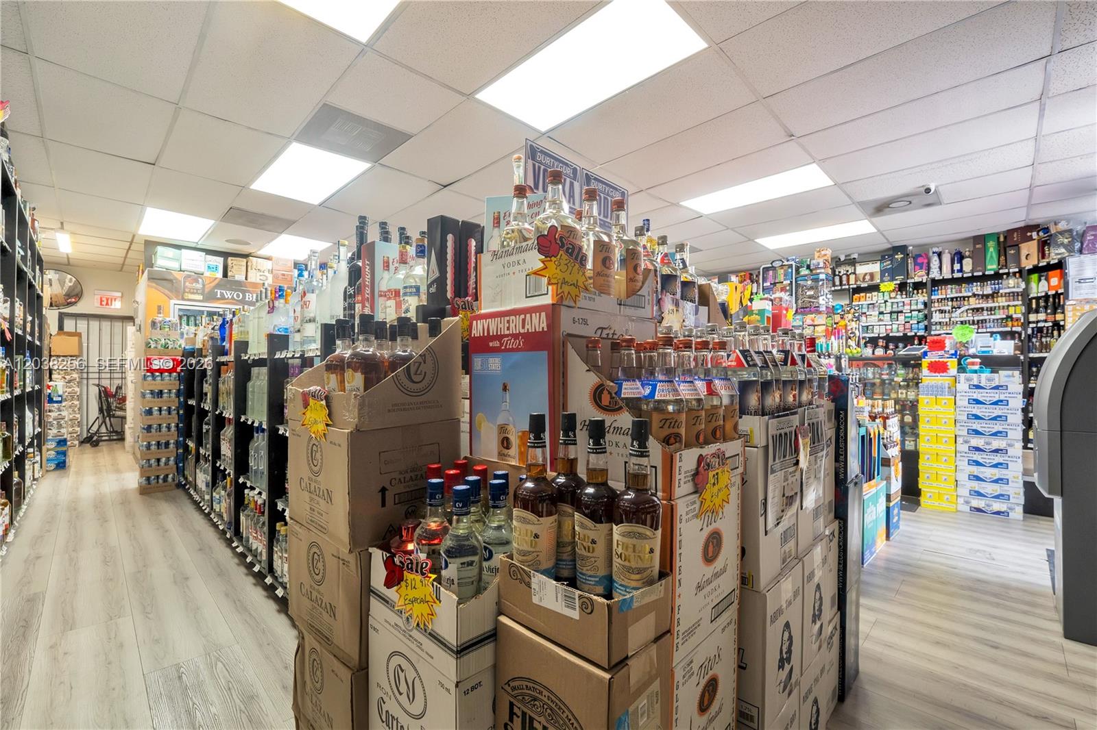 Established Liquor Store with Loyal Customer Base