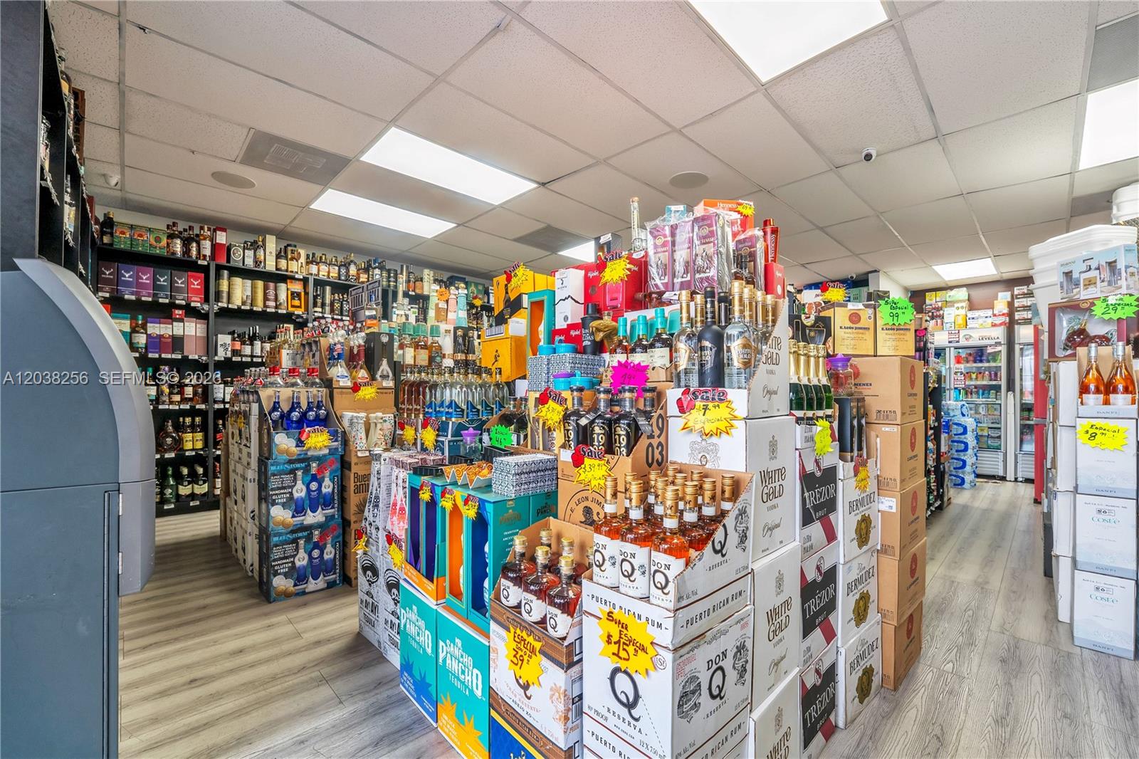 Established Liquor Store with Loyal Customer Base
