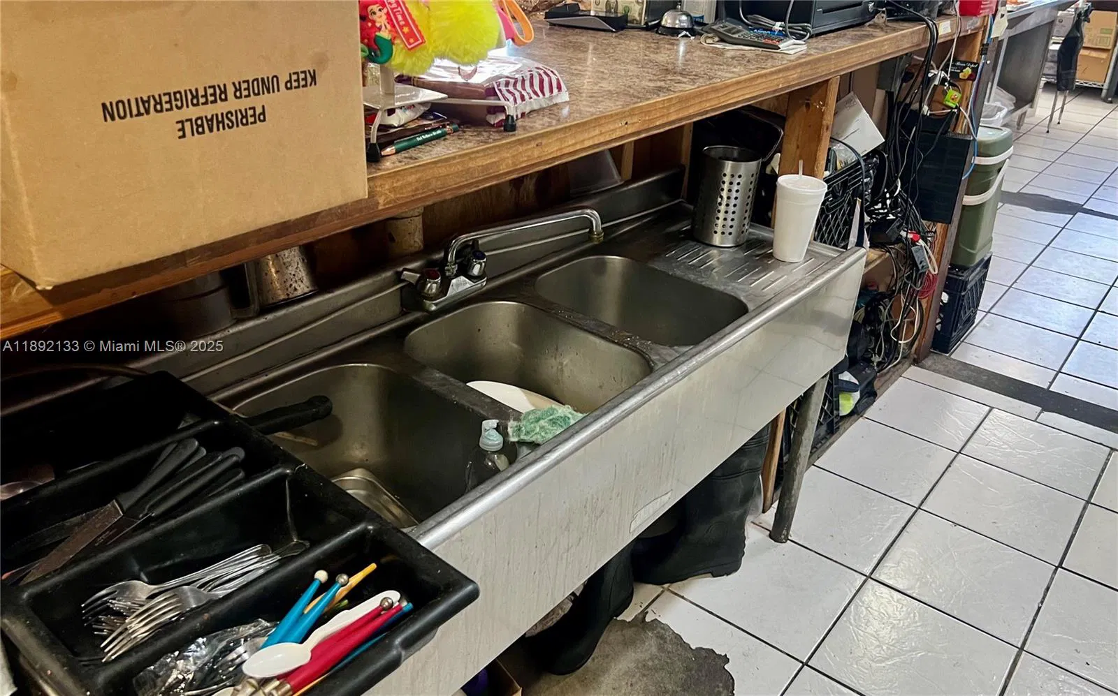 Turnkey Miami Restaurant with Transferable Licenses