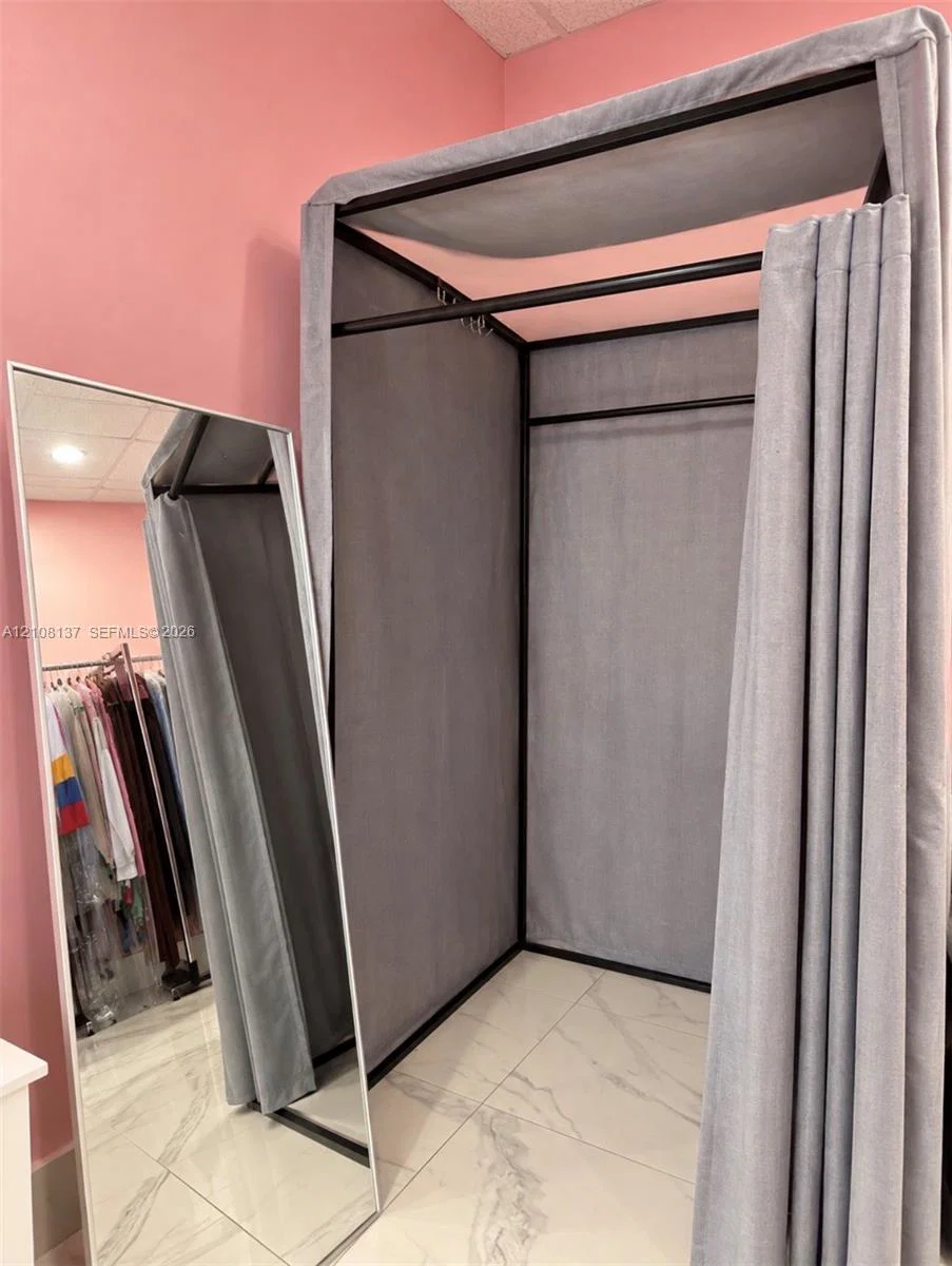 Established Dry Cleaning Service with Proven Revenue History