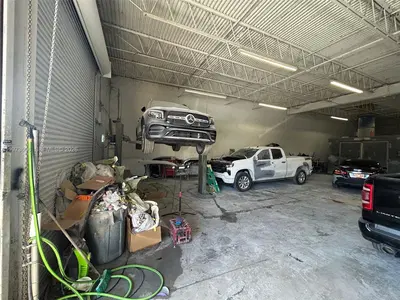 Complete Auto Body Shop Equipment Package with Key Assets