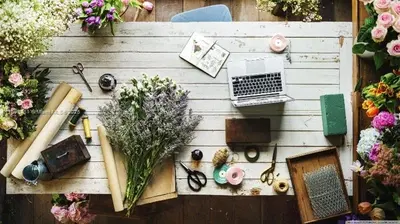 Established Flower Shop with Strong Community Presence