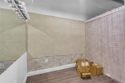 Established Hair Salon with Loyal Client Base