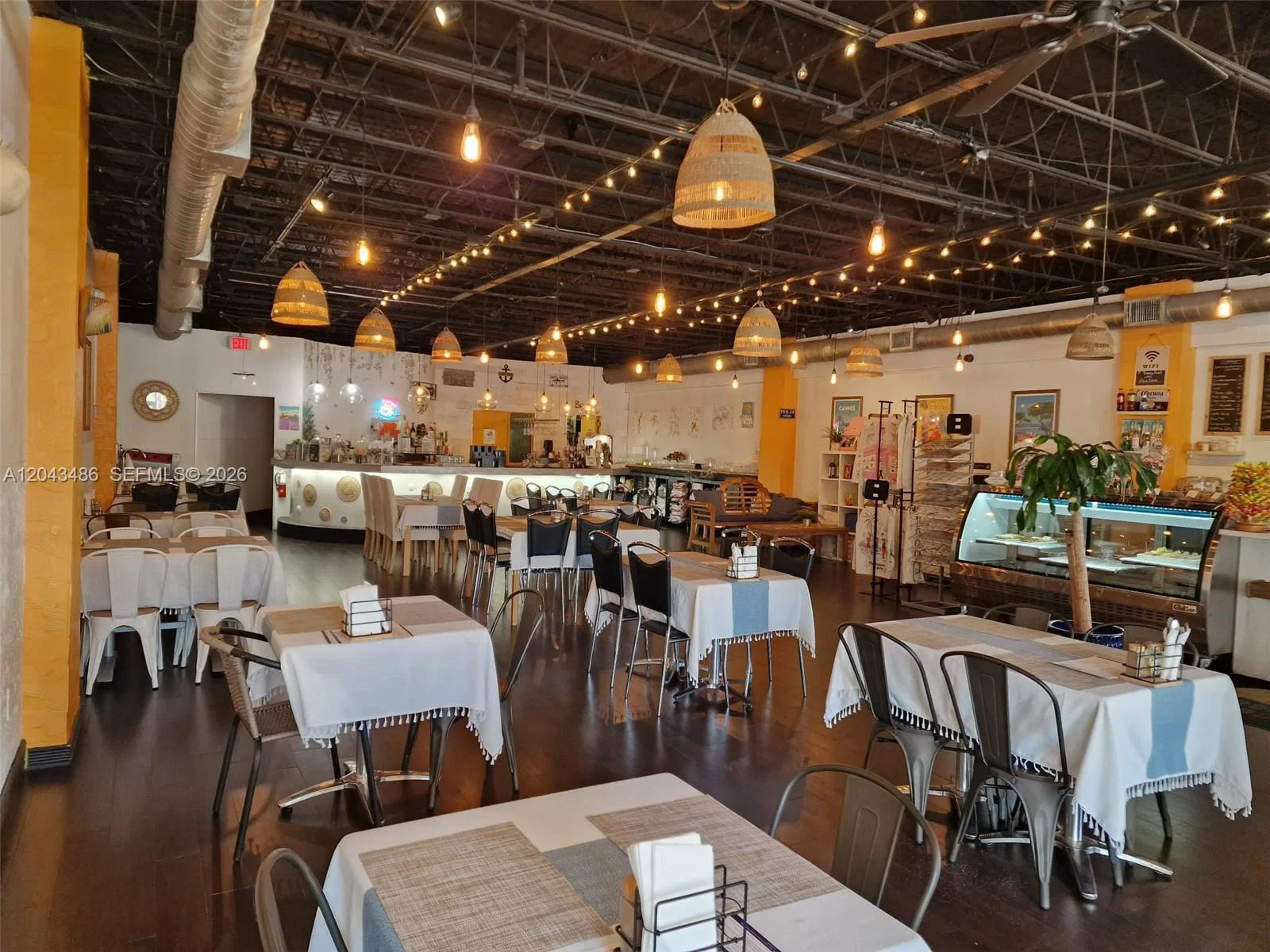 Turnkey Bakery Cafe with Loyal Customer Base