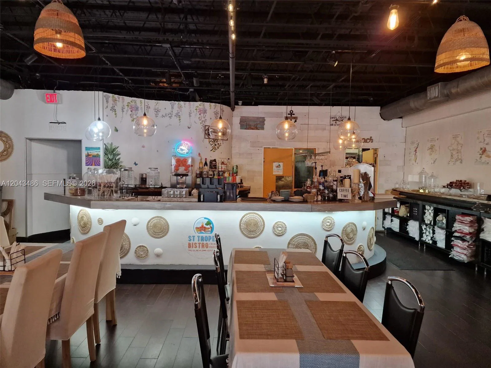 Turnkey Bakery Cafe with Loyal Customer Base