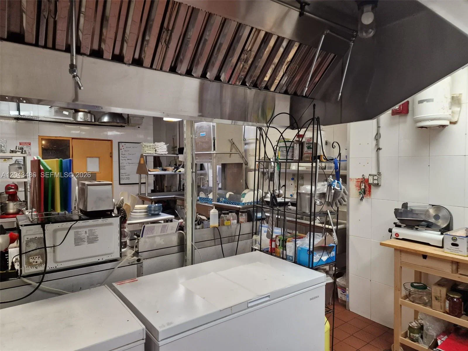 Turnkey Bakery Cafe with Loyal Customer Base