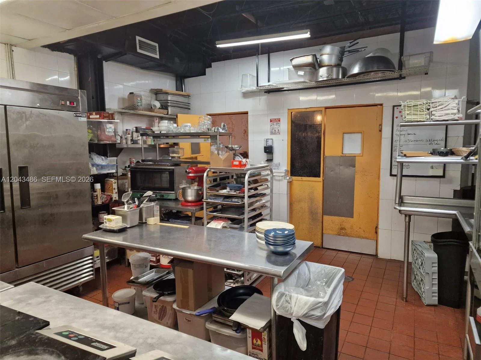 Turnkey Bakery Cafe with Loyal Customer Base