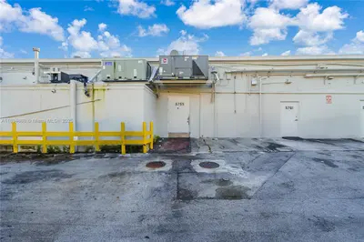 Established Latin Restaurant with a 20 Year Legacy