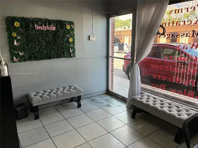 Turnkey Hair Salon in a Landmark Downtown Location