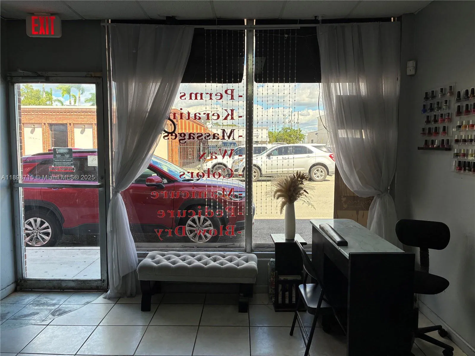 Turnkey Hair Salon in a Landmark Downtown Location