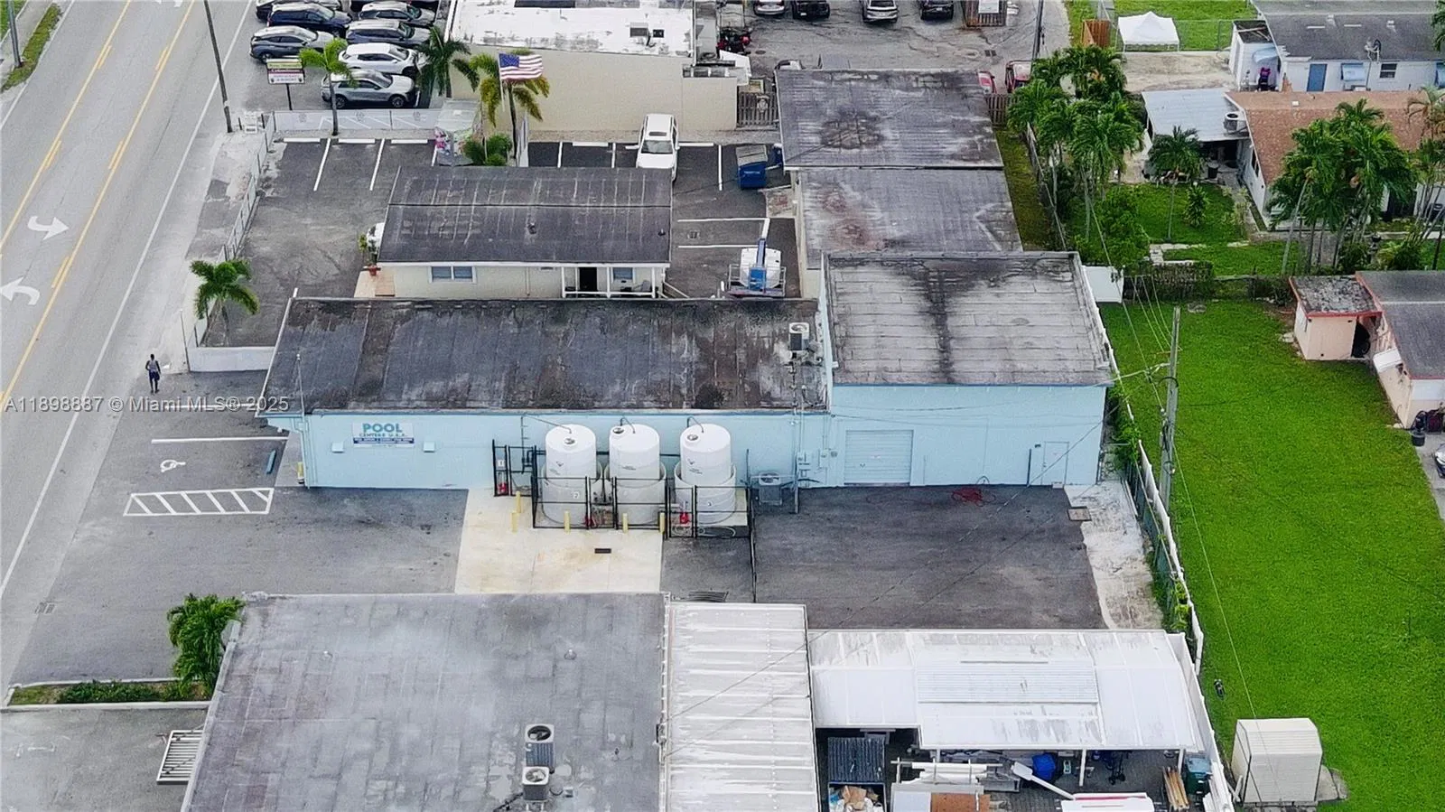 Established Pool Service and Repair with Recurring Clientele