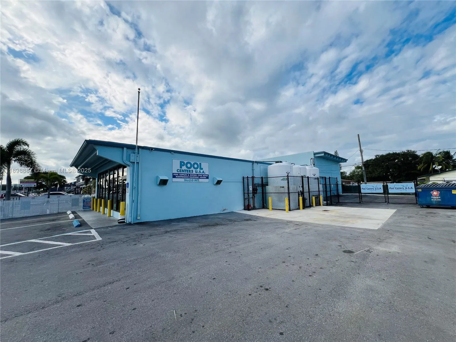 Established Pool Service and Repair with Recurring Clientele