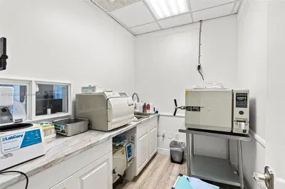 Thriving Orthopedic and Spine Surgical Center with Established Patient Base