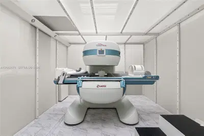Premier Ambulatory Surgical Center with Strong Referral Network