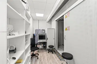 Premier Ambulatory Surgical Center with Strong Referral Network