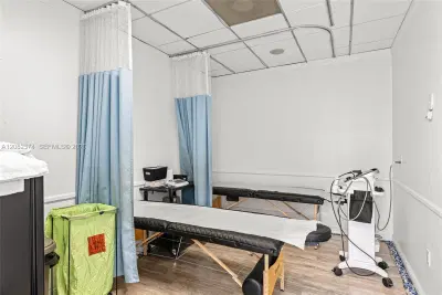 Premier Ambulatory Surgical Center with Strong Referral Network