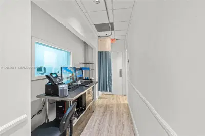 Premier Ambulatory Surgical Center with Strong Referral Network