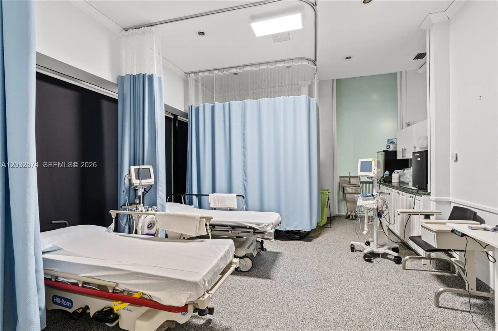 Premier Ambulatory Surgical Center with Strong Referral Network