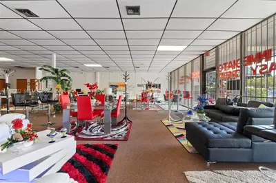 Established Furniture Store with Immediate Cash Flow